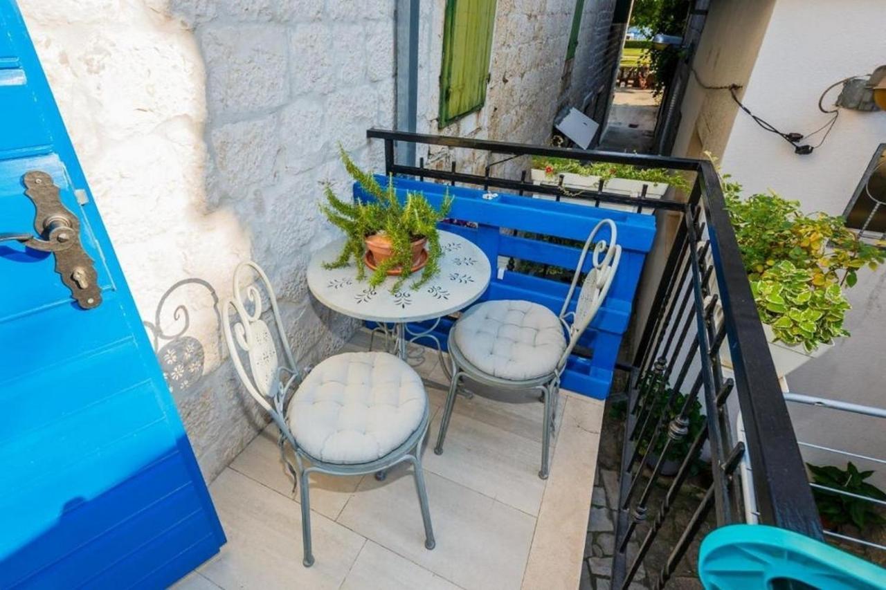 Apartments By The Sea Kastel Novi, Kastela - 22051 Exterior photo